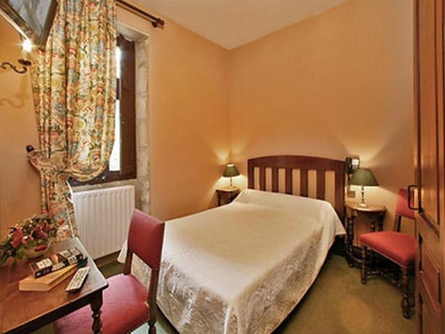 Hotel La Couleuvrine Sarlat Centre Ville Zimmer foto